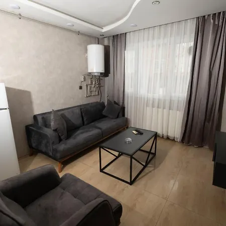 Elite Apartment *